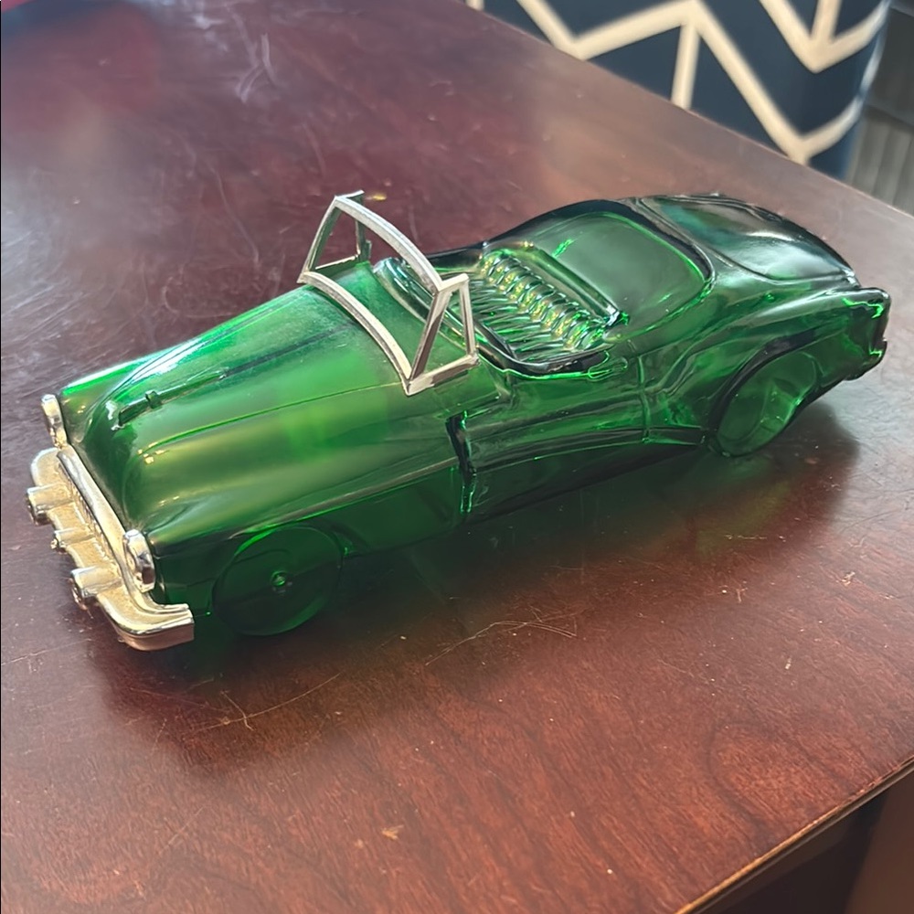 vintage Avon collectible, 1953 Buick Skylark aftershave bottle w box